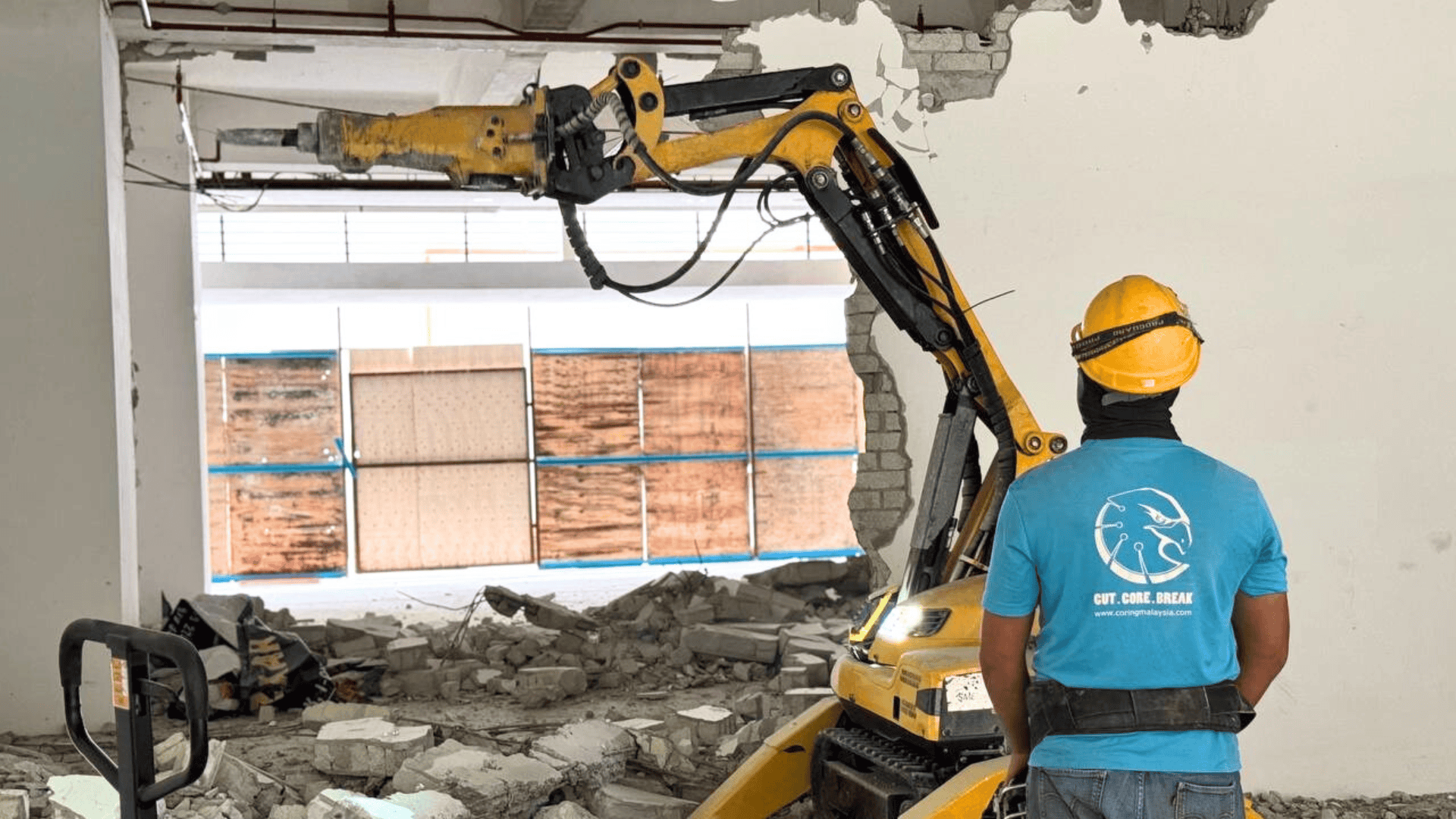 Sonicon Concrete Demolition Robotic Bumblebee